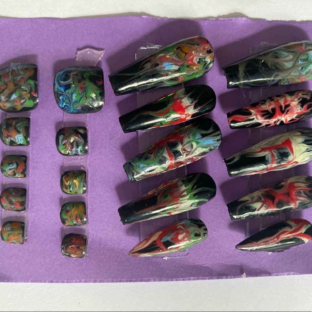 Black Rocker 🎸 Chick Manicure 💅 and pedicure press on nails